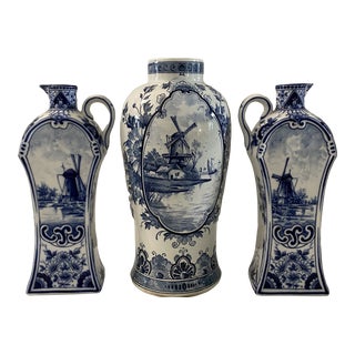 1920s Delft Blue Three Vase Mantle Set For Sale