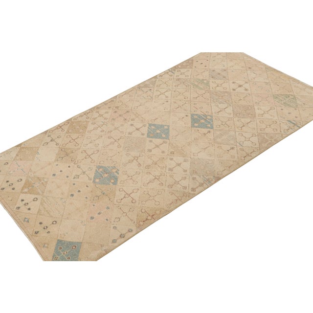 Art Deco 1960s Vintage Zeki Müren Rug in Beige, Blue and Pink Geometric Patterns by Rug & Kilim For Sale - Image 3 of 8
