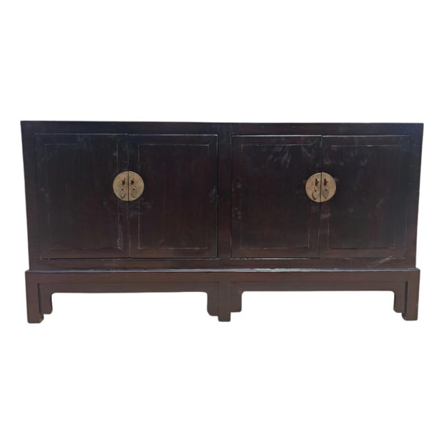 Early 20th Century Chinese Lacquered 4 Door Sideboard For Sale