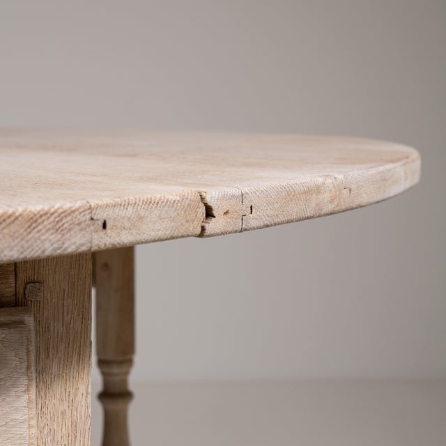 Oak Drop-Leaf Table, Antique, United Kingdom, Early 20th Century For Sale - Image 11 of 16