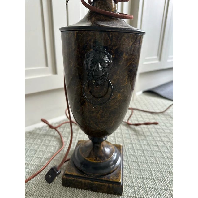 Vintage Neoclassical Handpainted Tole Table Lamps, a Pair For Sale In Chicago - Image 6 of 9
