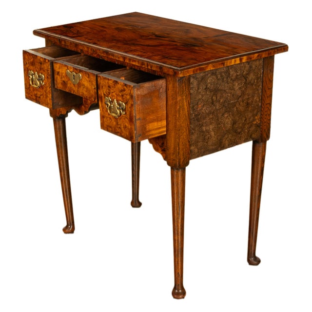 Antique Irish 18th Century Burl Walnut George I Lowboy Dressing Table Desk 1720 For Sale In Portland, OR - Image 6 of 12