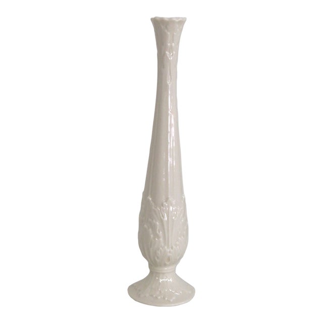 Lenox Woodland Porcelain Bud Vase Ivory With Embossed Acanthus Leaf Design 4885b For Sale