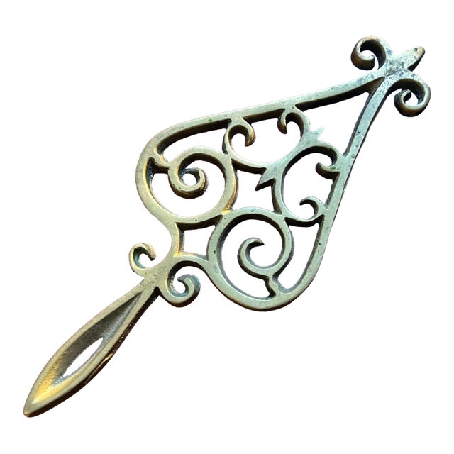 Vintage Brass Scrolling Small Trivet For Sale