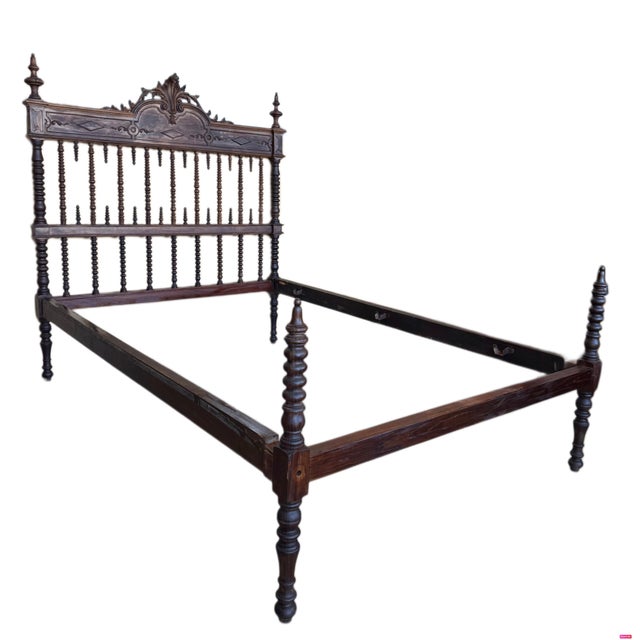 Early 20th Carved Medallions Queen Size Bed, Original Four Poster Lisbon Bed For Sale - Image 16 of 18