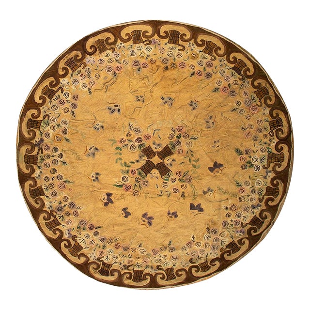 1880s Beige Ground Floral Folk Art Antique Flatweave American Hooked Round Rug For Sale