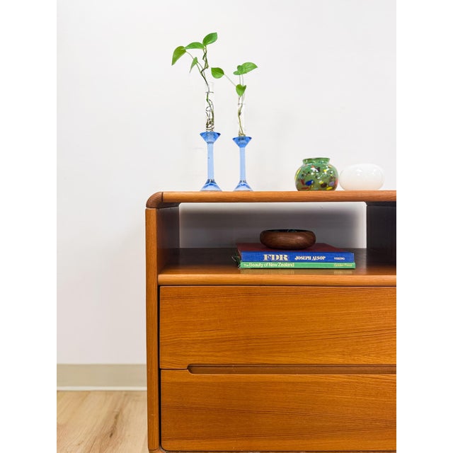 MCM Teak Rolling Tv Stand Cart Two Drawers Danish Modern Vintage For Sale - Image 13 of 14