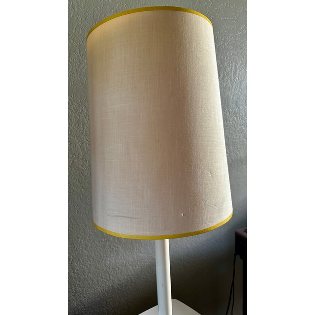 Wood Vintage Italian Table Lamp W/Original Shade & Slot for Books / Media: Brady Bunch Mod Style For Sale - Image 7 of 16