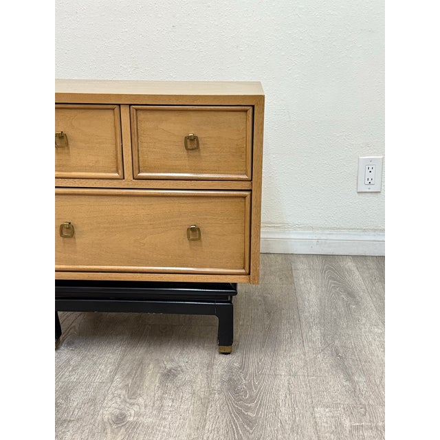Mid century modern pair of nightstands manufactured by American of Martinsville in excellent vintage condition