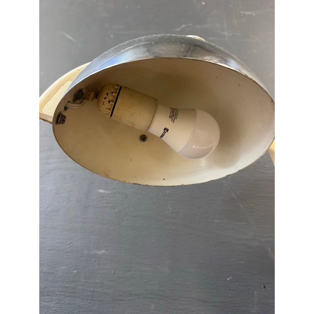 1940s Art Deco Chrome Table Lamp For Sale In New York - Image 6 of 6