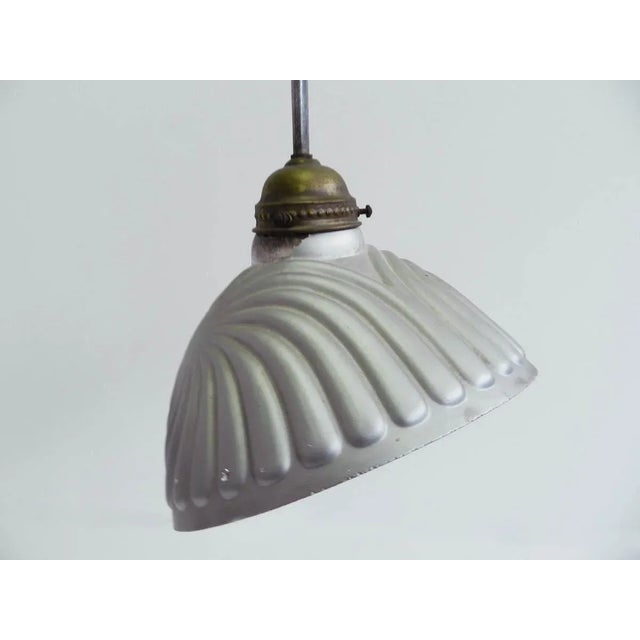 1940s Diagonal Cut Mirrored Silver Glass Lamp from B & J, 1940s For Sale - Image 5 of 8