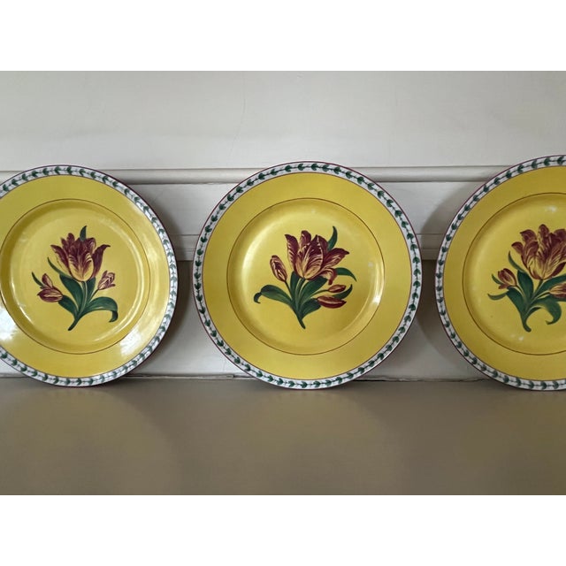 Antique 19th Century Paris Porcelain Tulip Plates With Canary Yellow Ground - Set of 6 For Sale - Image 14 of 18