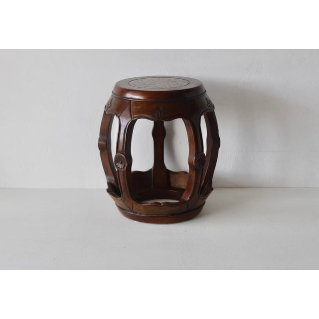 1980s Asian Carved Wood Barrel Stool Plant Stand With Inset Granite Top Vintage For Sale - Image 4 of 18
