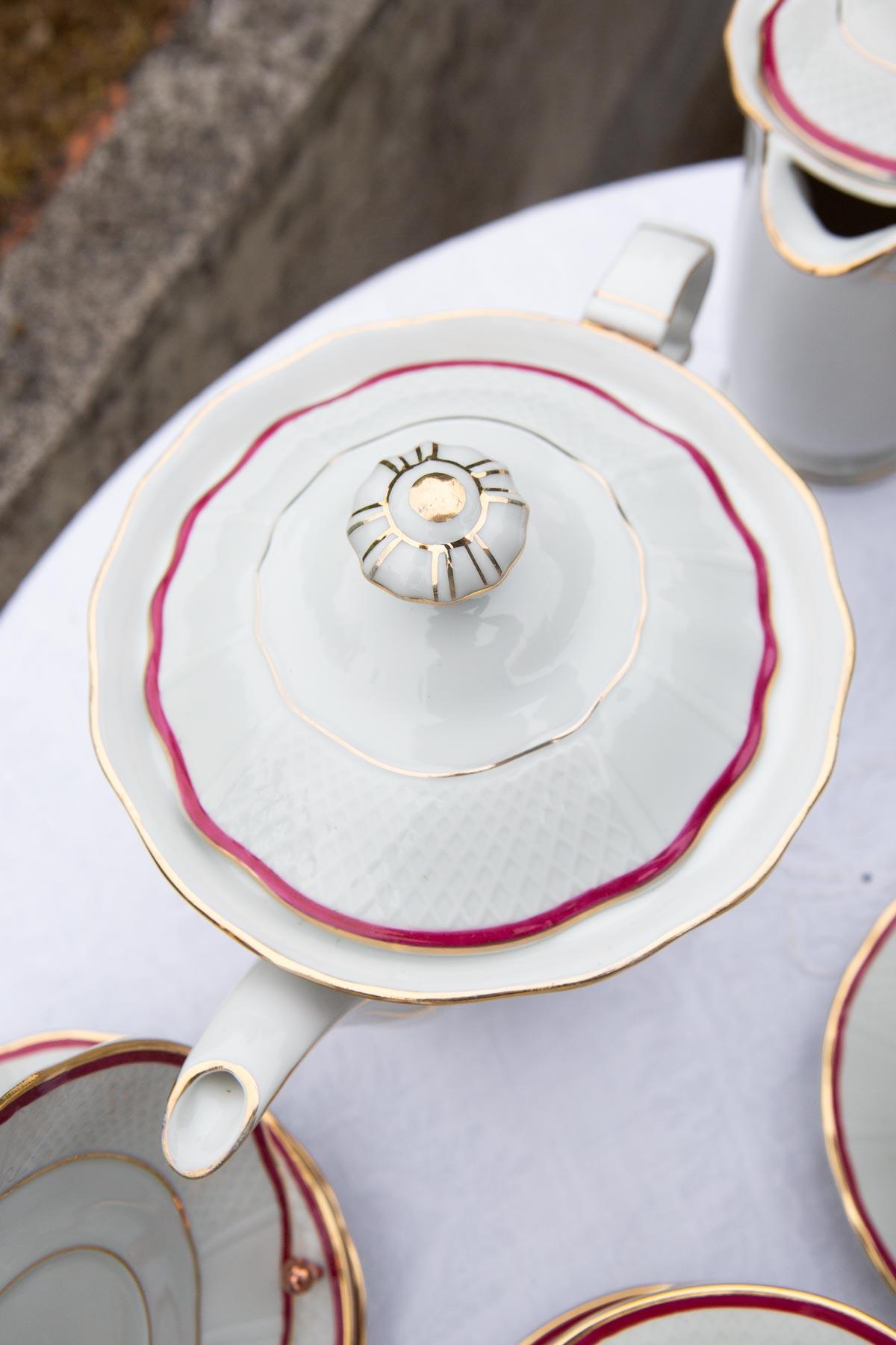 Bernardaud Limoges Porcelain Tea Set for Eight People, 1940s, Set