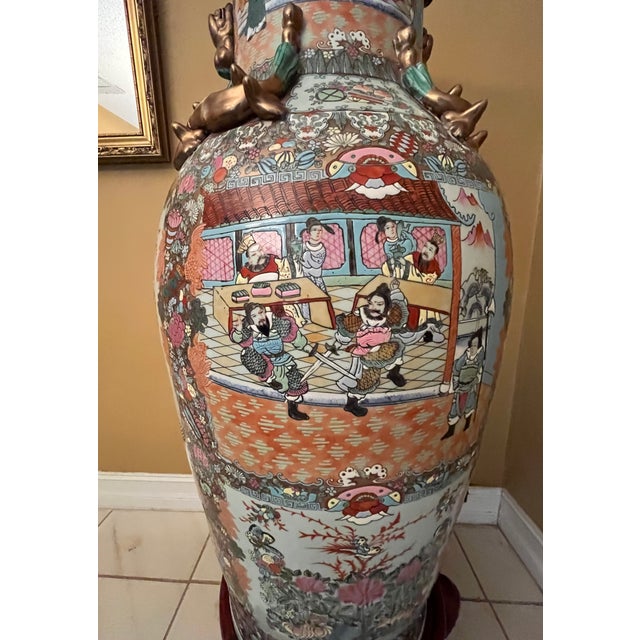 Pair of 4.6 Ft 20th-Century Monumental Vintage Chinese Rose Medallion Porcelain Palace Floor Vase & Carved Stand For Sale - Image 13 of 14