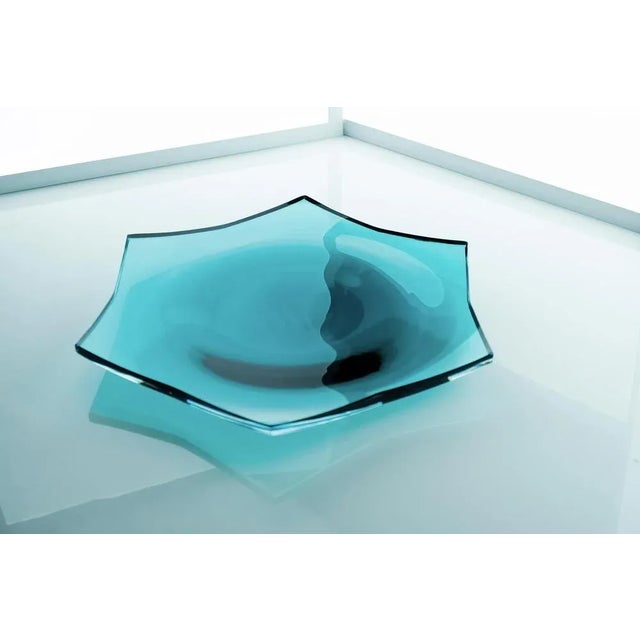 Stella tray by Purho Dimensions: D40 x H2.3 cm Materials: Glass Other colours and dimensions are available. Purho is a new...