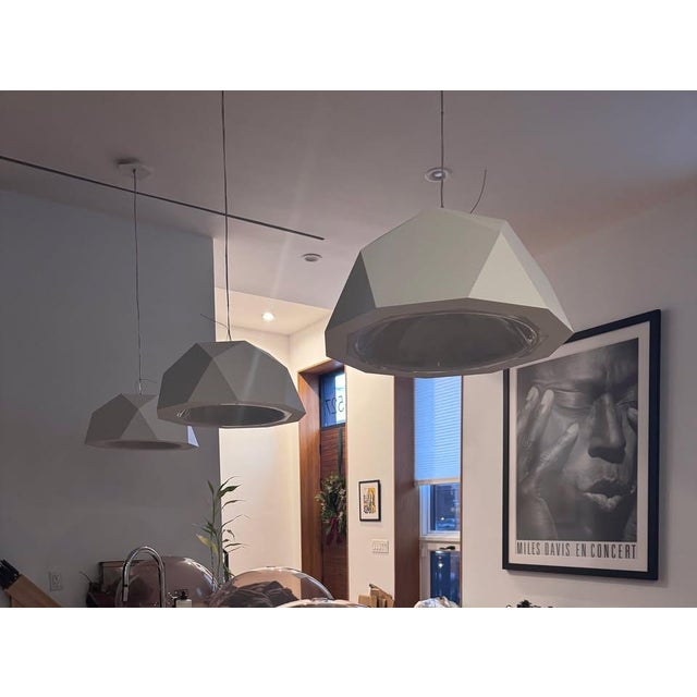 Fabbian Set of 3 Fabbian Crio D81 Pendant Lights by Gio Minelli - Matte White - 22.5" For Sale - Image 4 of 4