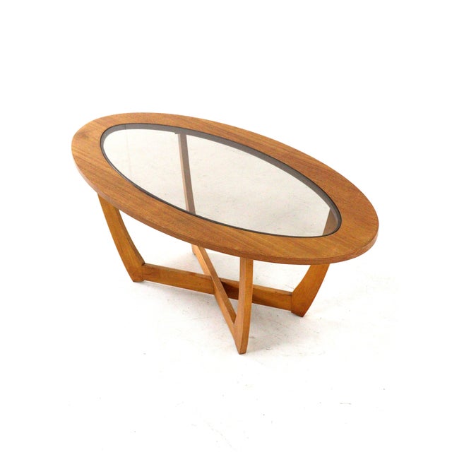 Salford Oval Coffee Table, 1960s For Sale - Image 3 of 8