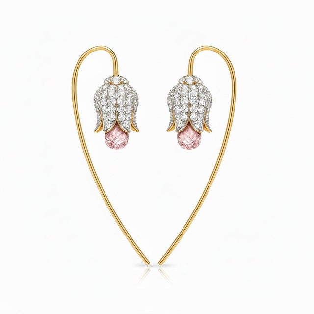 Silver, gold Lily flower earrings with pink quartz briolettes. Lily flower earrings. Pink quartz earrings. White flower...