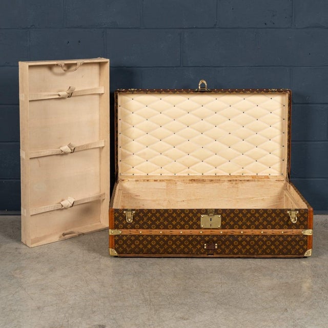 Vintage Steamer Trunk in Monogram Canvas from Louis Vuitton, France, 1930 For Sale - Image 12 of 18
