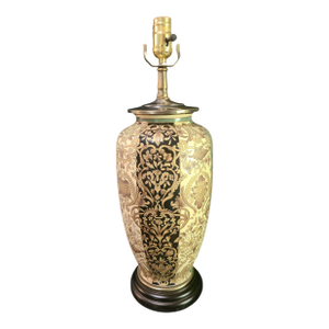 Vintage Chinoiserie Asian Inspired Floral Multi-Color Table Lamp