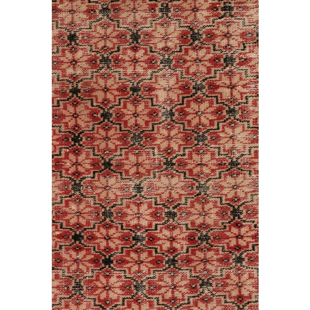 1950s Vintage Distressed Rug, Red and Beige Geometric Pattern – Rug & Kilim For Sale - Image 5 of 8
