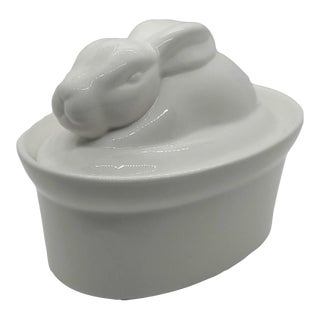 Late 20th Century La Porcellana Bianca Terrine Casserole Dish Tirrene Porcelain Hare Rabbit Bunny With Lid For Sale