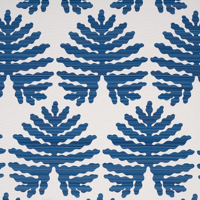 Not Yet Made - Made To Order Sample - Schumacher Palma Sola Indoor/Outdoor Fabric in Navy For Sale - Image 5 of 5