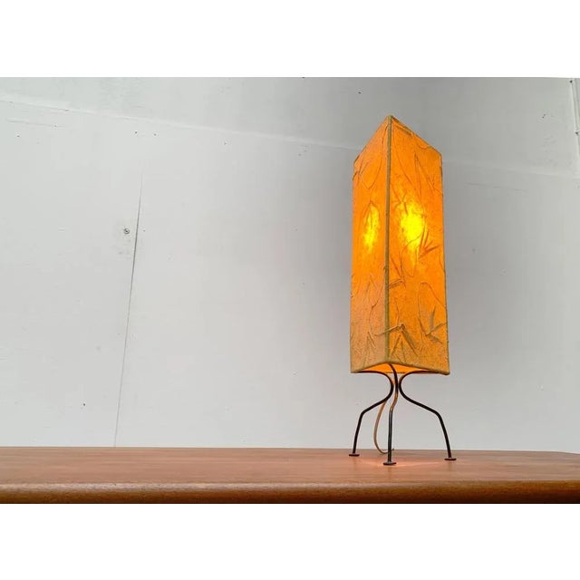 1960s Mid-Century Tripod Paper Table Lamp For Sale - Image 5 of 18
