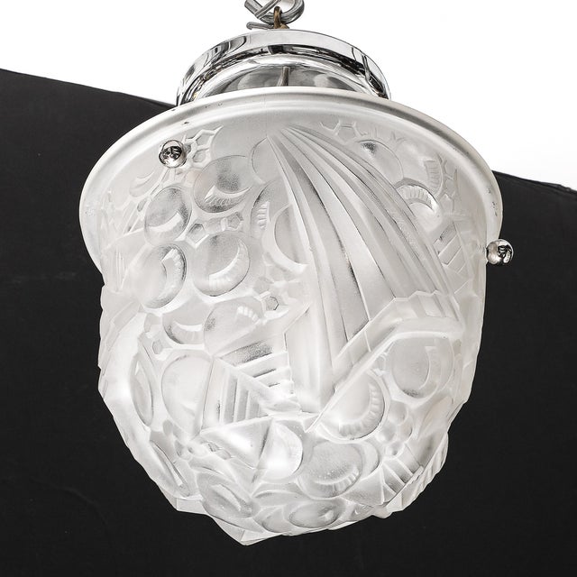 1930s Art Deco Molded & Frosted Glass Pendant W/ Cubist Detailing by Muller Freres For Sale - Image 5 of 16