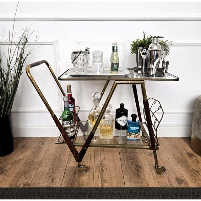 Mid-Century Italian Art Deco Style Wood and Brass Dry Bar Cabinet by Paolo Buffa, 1950s For Sale - Image 3 of 11