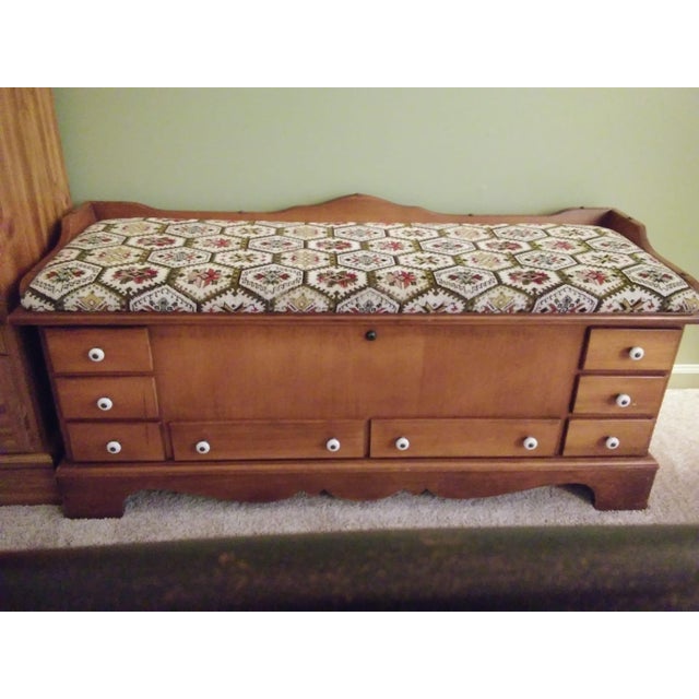 1970s Traditional Lane Cedar Chest With Cushion Top Chairish