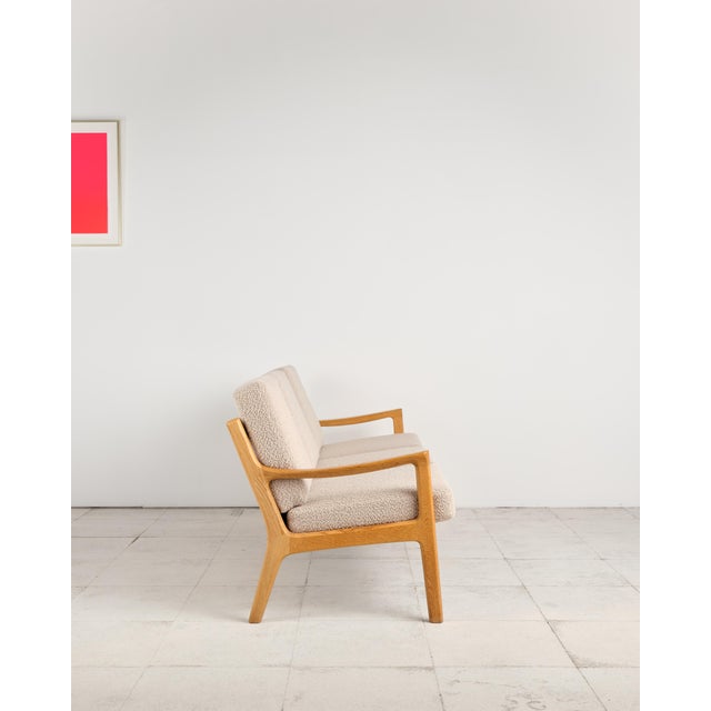 Contemporary Mid-Century Danish Three-Seater Sofa in Oak with Bouclé Cover by Ole Wanscher for France & Son, 1950s For Sale - Image 3 of 18