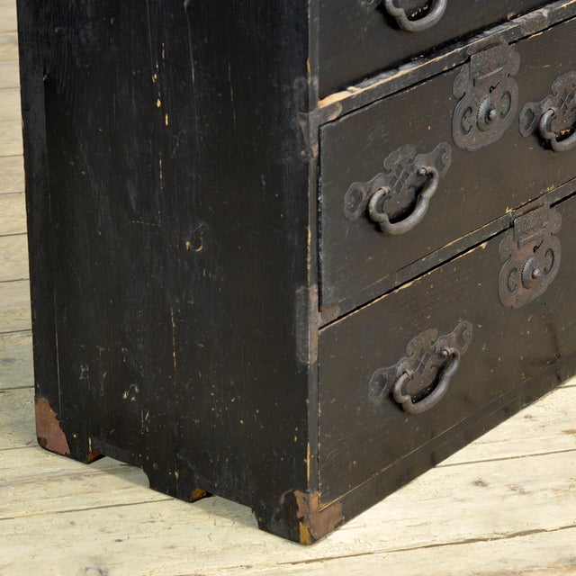 Black Japanese Tansu Chest of Drawers, 1870 For Sale - Image 8 of 14