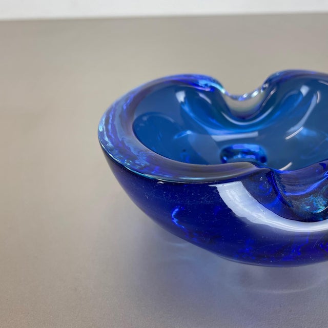 Light Blue Murano Glass Bowl or Ashtray, Italy, 1970s For Sale - Image 6 of 18