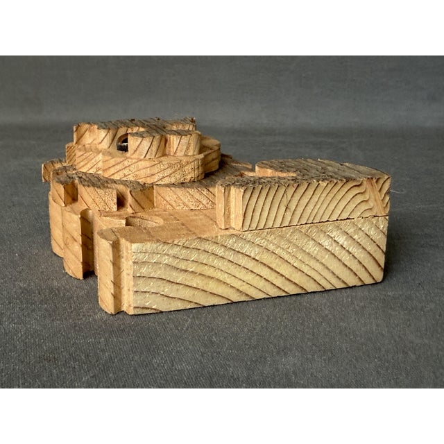 1970s León Sculpture from Fausto Sangiovanni, Orvieto, Italy, 1975 For Sale - Image 5 of 6