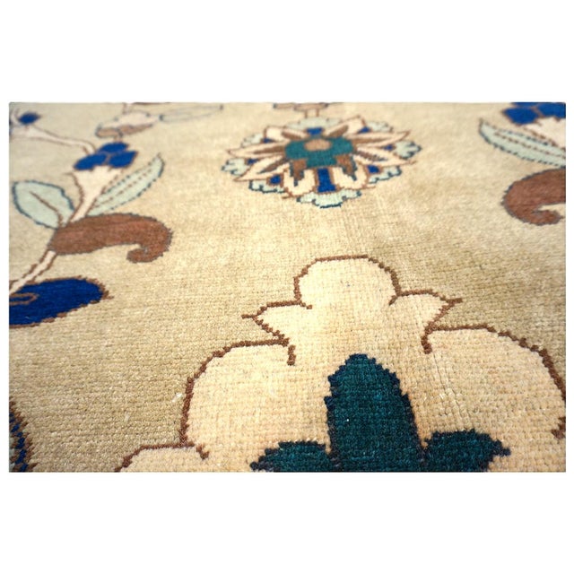 Tan 21st Century Persian Heriz Wool 12x15 Tan & Navy Handmade Area Rug #9902016 For Sale - Image 8 of 10