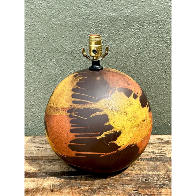 Vintage Royal Haeger “Earth Wrap” Glazed Ceramic Lamp For Sale In West Palm - Image 6 of 12