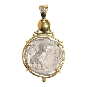 Antique Owl Pendant with Bezel set Diamond, 22Kt