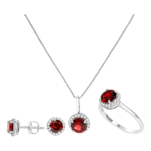 10K White Gold Red Garnet and 3/8 Cttw Diamond Halo Jewelry Set (Earrings, Pendant & Ring) For Sale