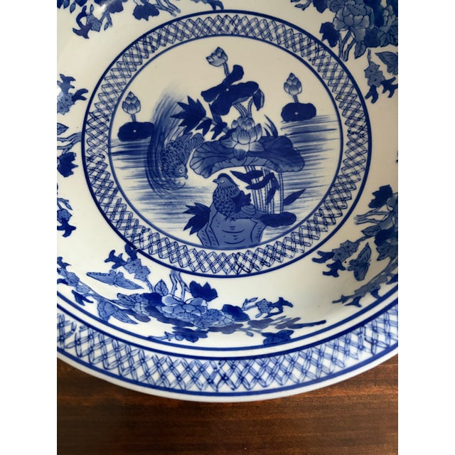 Late 20th Century Chinoiserie Blue and White Porcelain Large Decorative Bowl For Sale In South Bend - Image 6 of 9