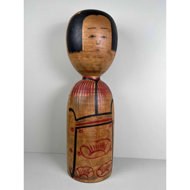 Dimensions : H 62 cm, diameter 19 cm 7,3 kg. Kokeshi (こ け し), are simple wooden Japanese dolls without arms or legs that...