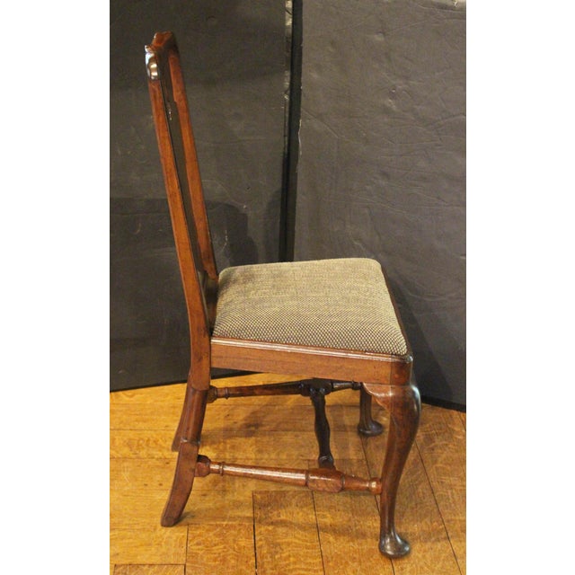 Pair of English Early-Mid 18th Century Queen Anne Side Chairs For Sale - Image 4 of 11