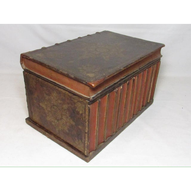 1900 - 1909 Antique French Leather Book Box For Sale - Image 5 of 18