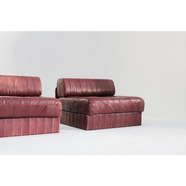 Maroon DS 88 Modular Sofa in Patchwork Leather, Switzerland, 1970s, Set of 2 For Sale - Image 8 of 11
