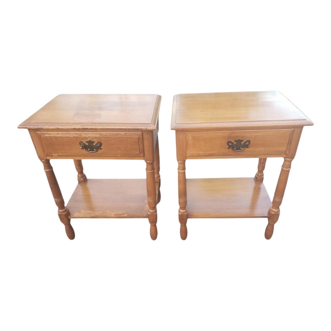 1950s Kling Solid Maple American Colonial Side Table Nighstands, a Pair