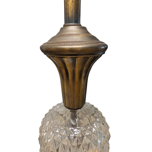 Mid-Century Modern Vintage Pressed Glass Diamond-Point Brass Table Lamp, Leviton Socket For Sale - Image 3 of 16