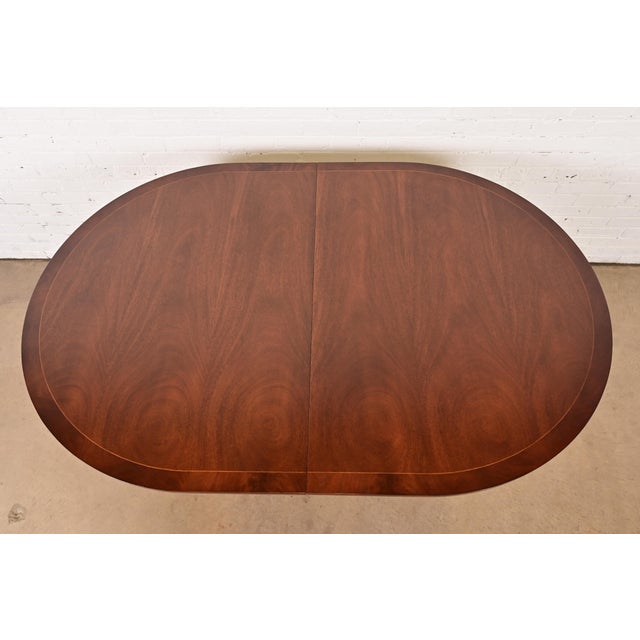 Henkel Harris Georgian Banded Mahogany Double Pedestal Extension Dining Table, Newly Refinished For Sale - Image 9 of 14