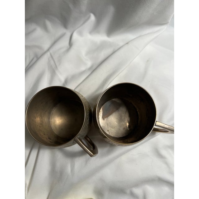 1970s Vintage Brass Tankards or Mugs a Pair For Sale - Image 5 of 9