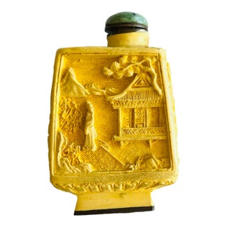 Light Yellow Carved Resin Snuff Bottle With Jade Stopper For Sale